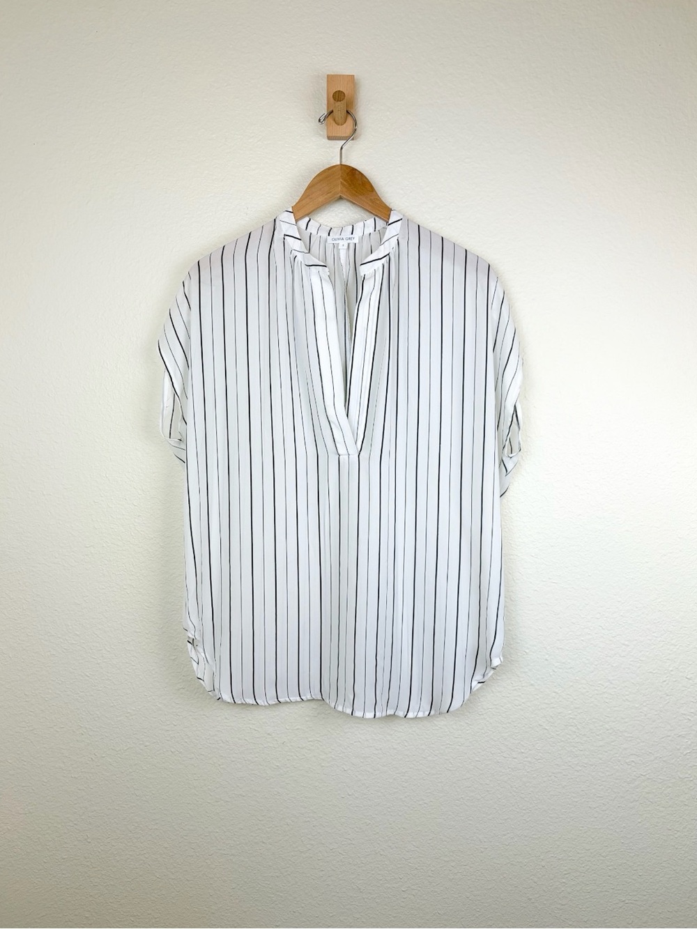 Olivia Grey Split Neck Short Sleeve Blouse